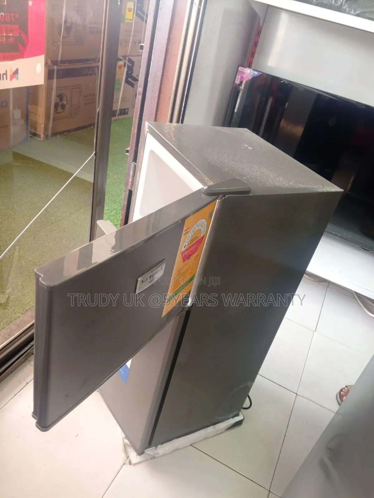 Westpool Space Saver 60 Liters Top Table Fridge