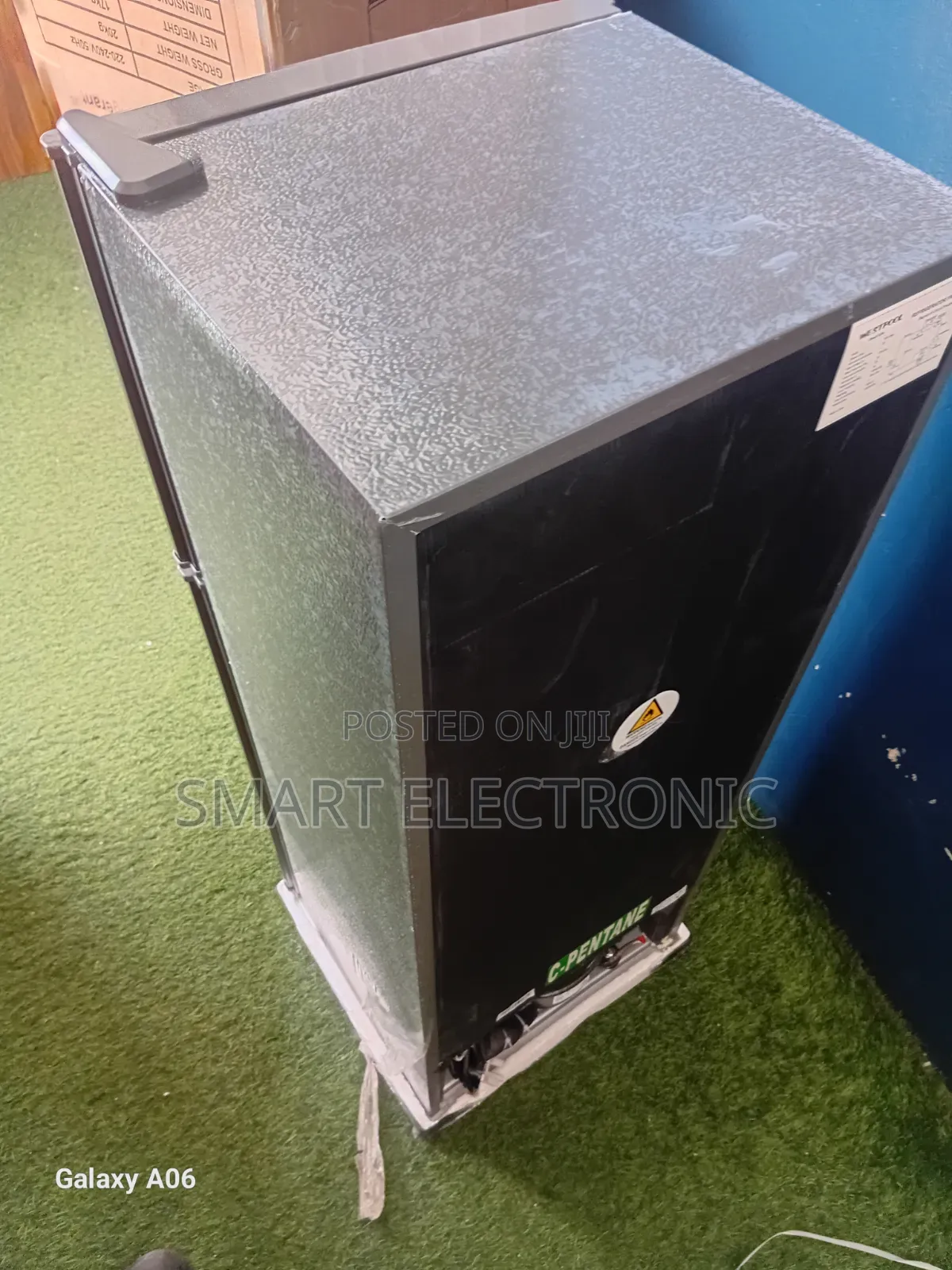 Westpool 80l Fridge – Efficient, Reliable, and Space-Saving