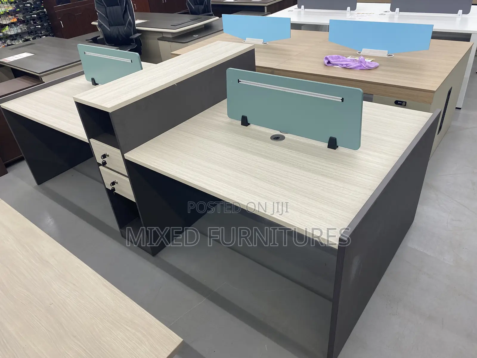 Executive Modern Work Station for Office