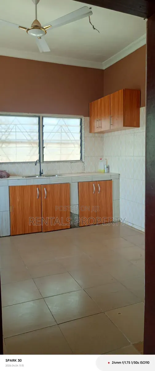 4bdrm House in Amrahia for rent