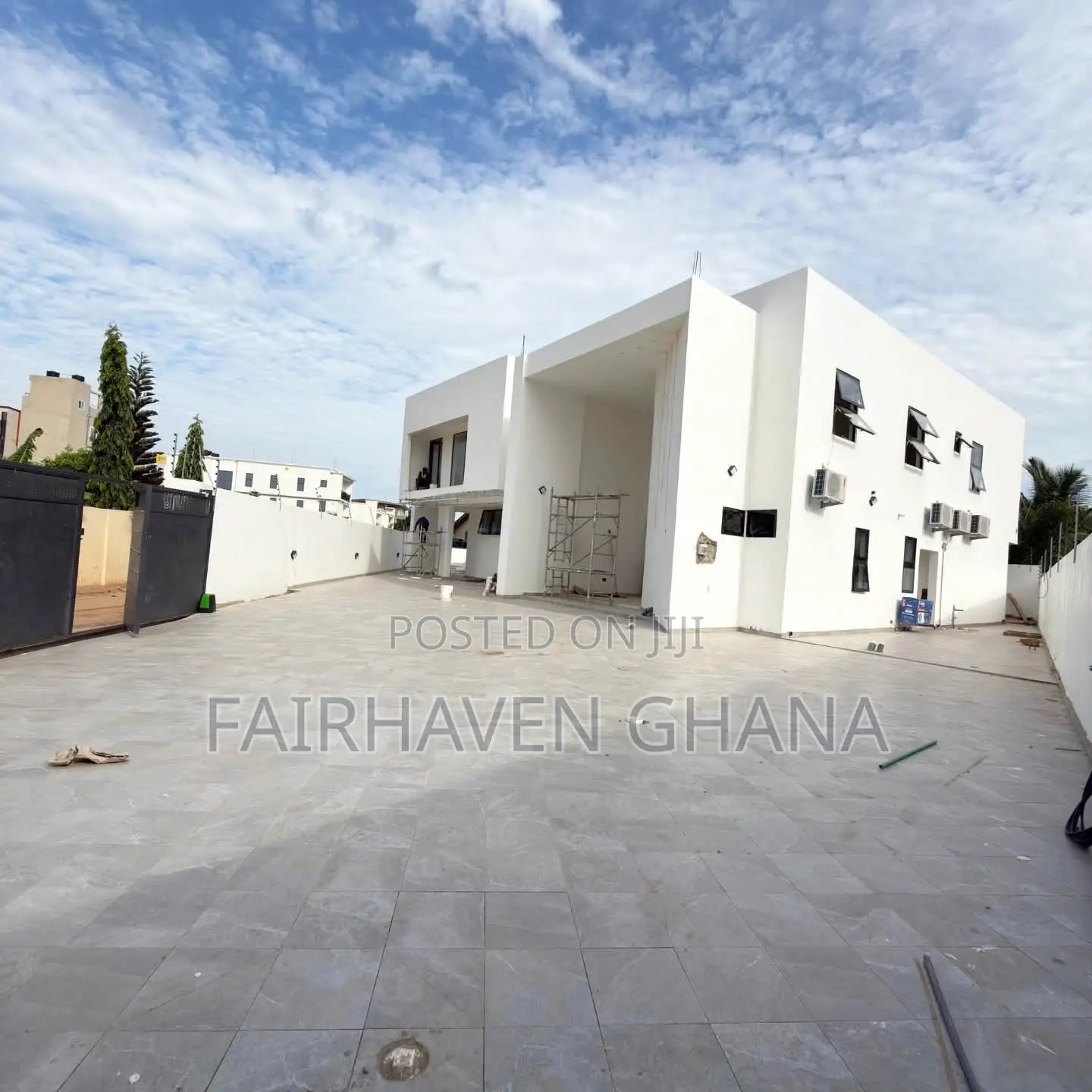5bdrm House in Fairhaven Properties, Adjiriganor for sale