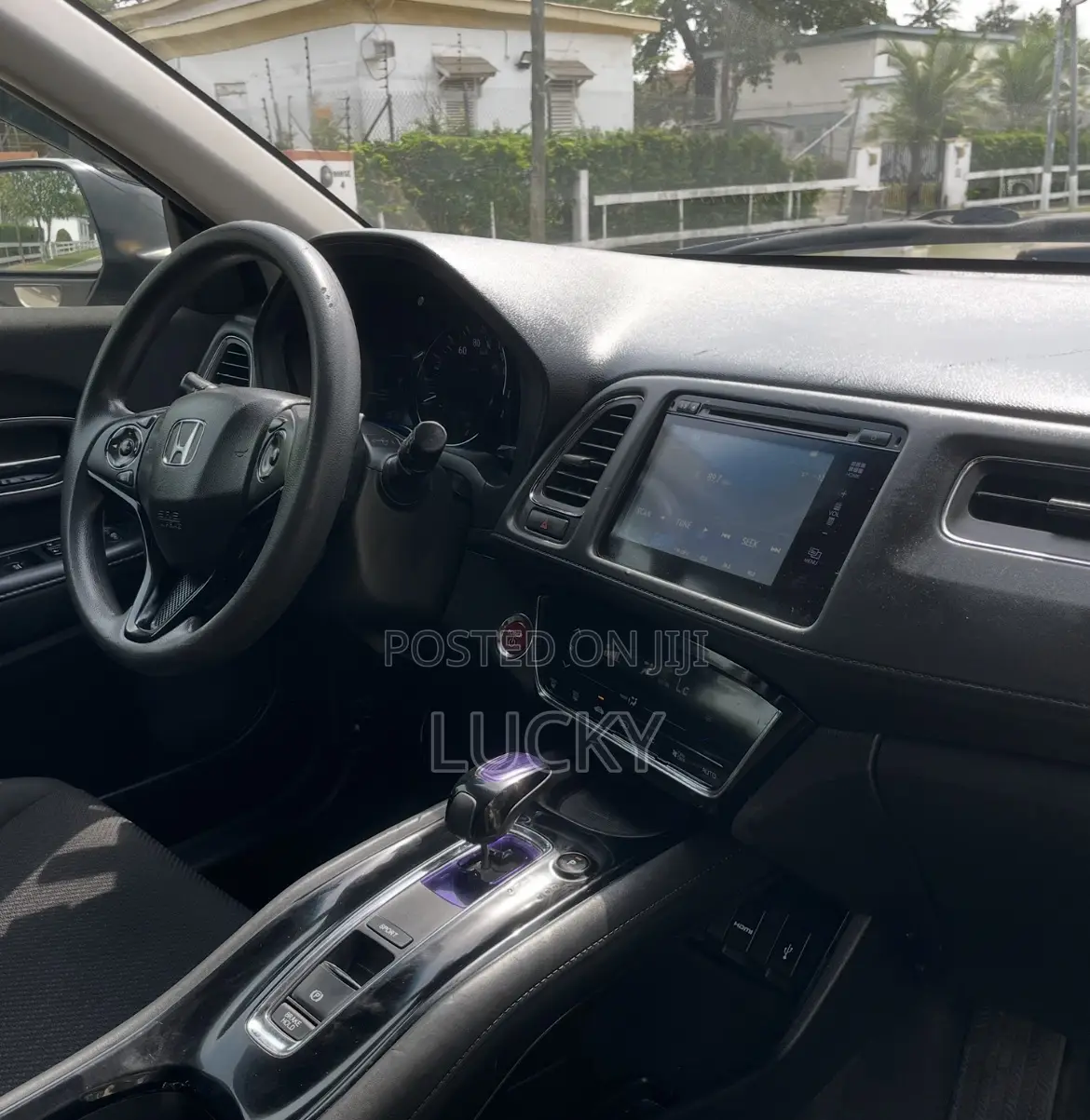 Honda Vezel 1.5 Hybrid 4WD 2015 Gray