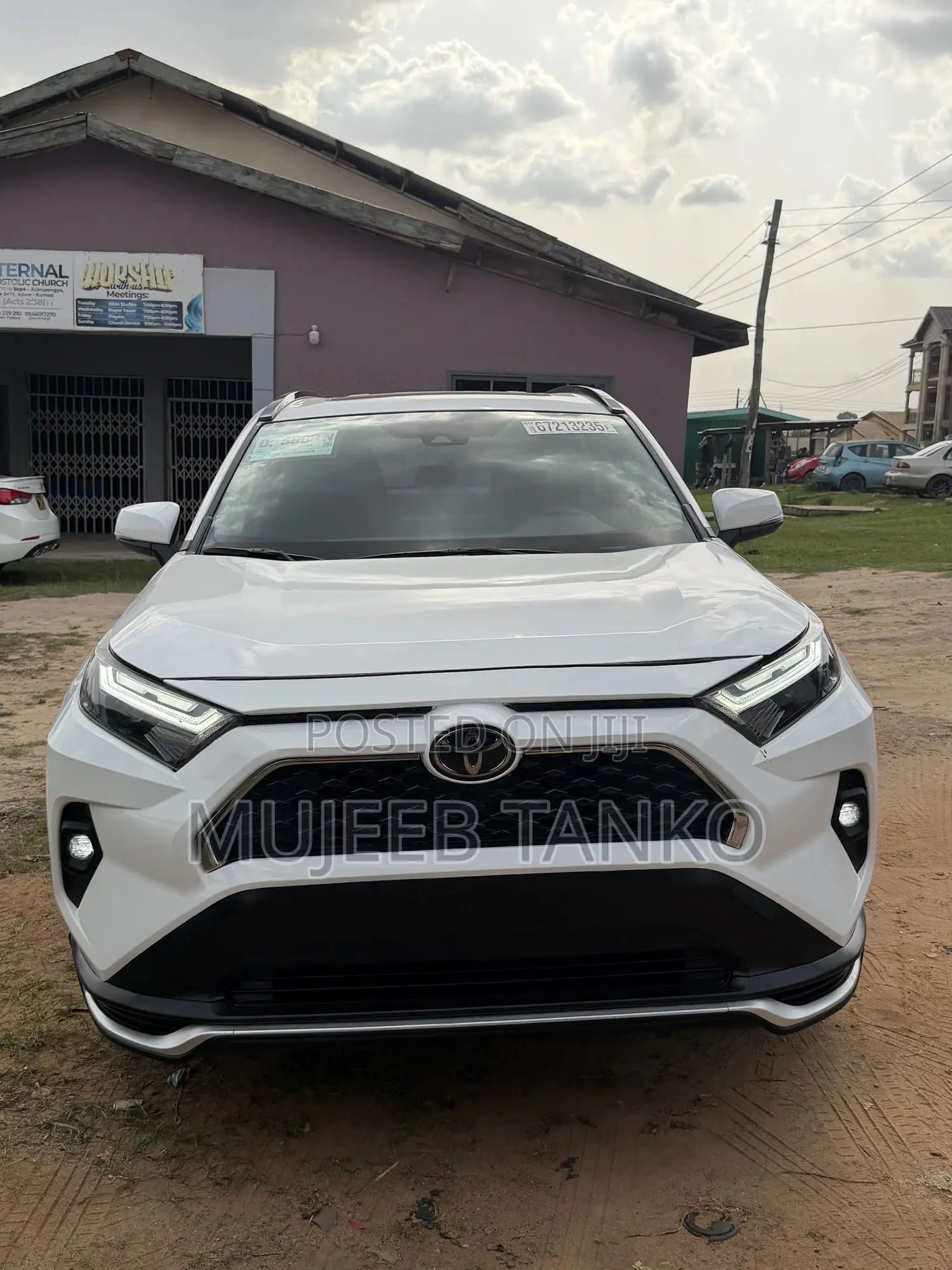 Toyota RAV4 XLE AWD 2023 White