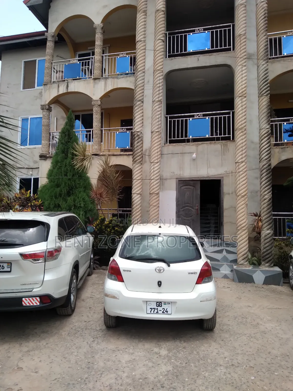 3bdrm Apartment in Pokuase for rent