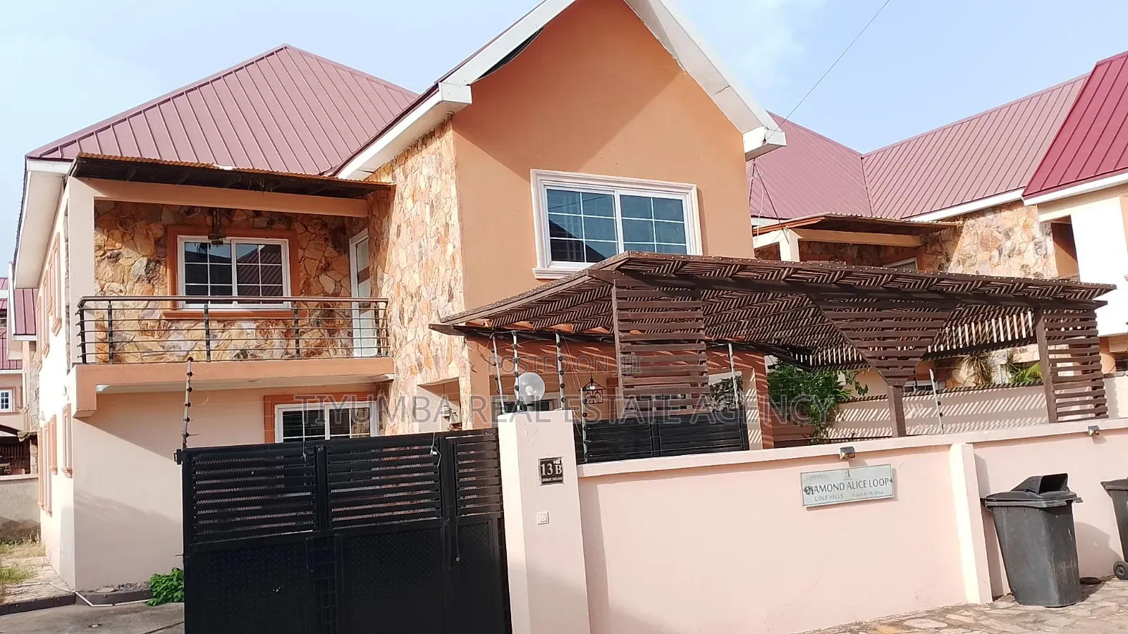 4bdrm Duplex in Tiyumba Real Estate, The Mall for rent