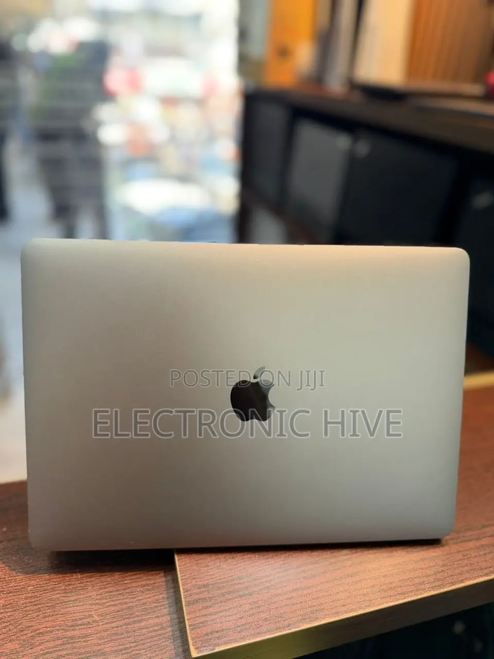 Laptop Apple MacBook Pro 2021 M1 32GB Apple M1 Pro SSD 512GB