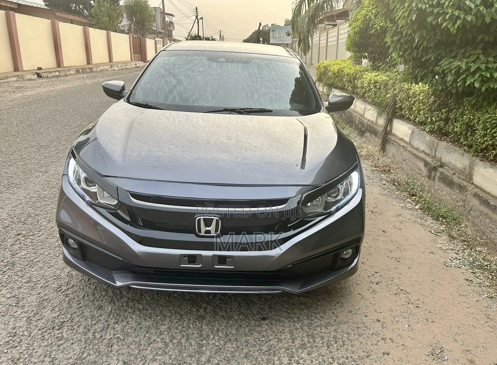 Honda Civic 2020 Gray