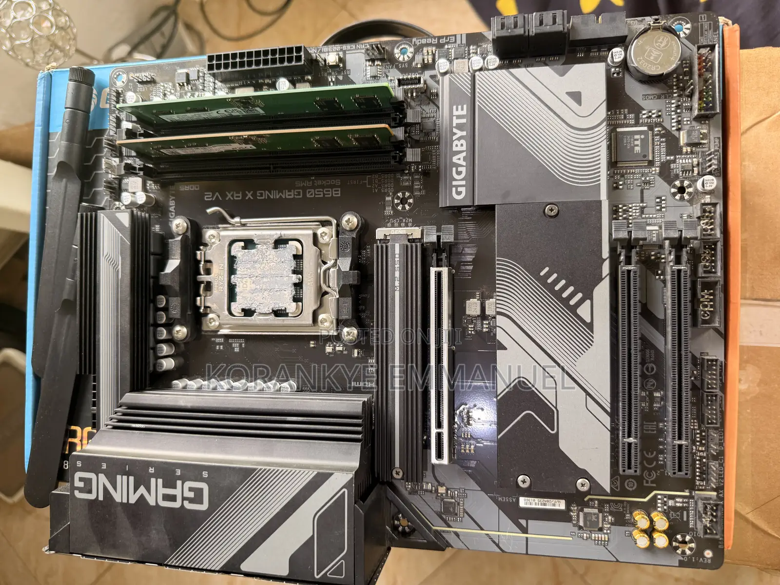 Gigabyte Aorus Ax V2 Wifi B650 + R7 7700 +8*8gb Ddr5