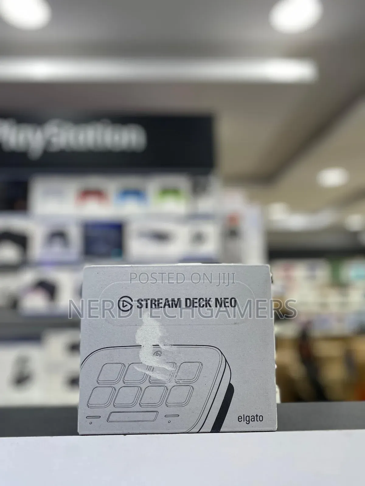 Stream Deck Neo