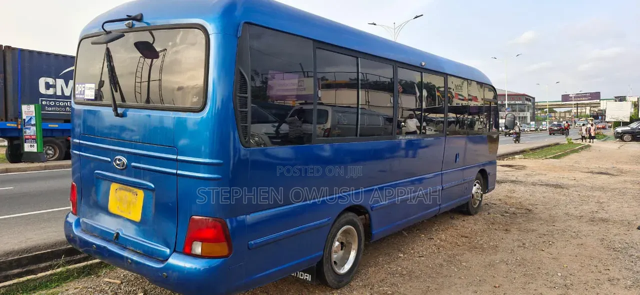 Hyundai County 2015 Blue