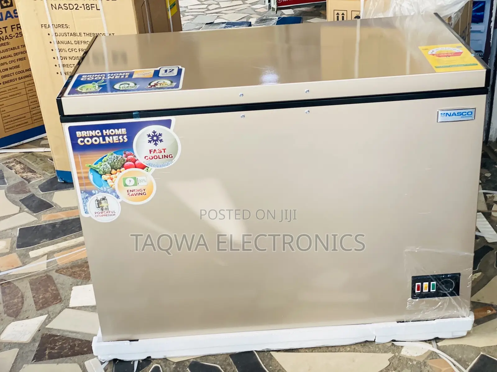 Large Spaces-Nasco 318 Litres Chest Freezer