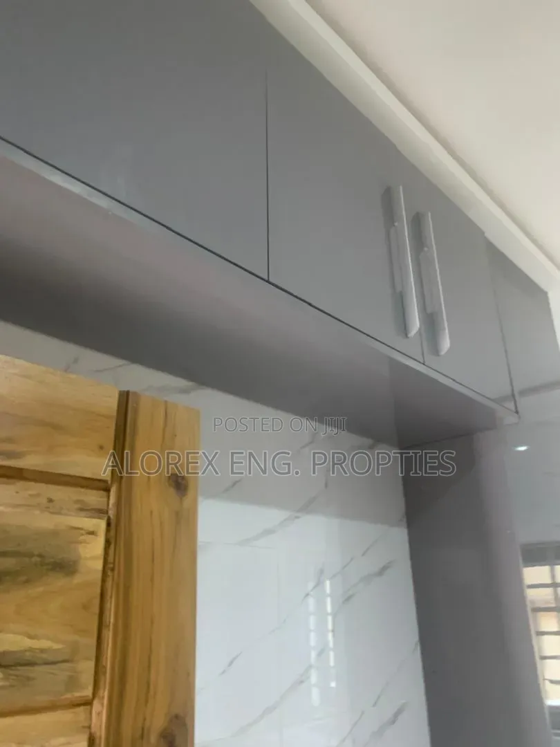 3bdrm House in Adenta, Barrier for rent