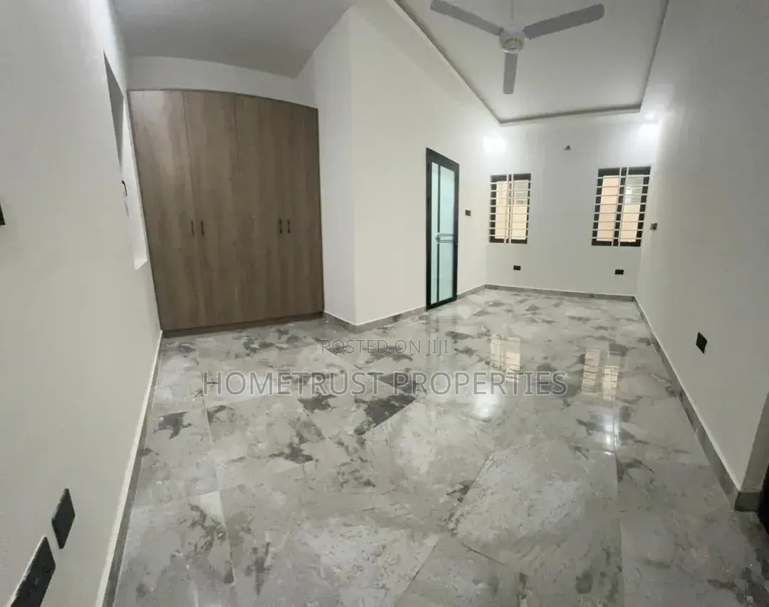 3bdrm House in Amasaman Sapaiman for sale
