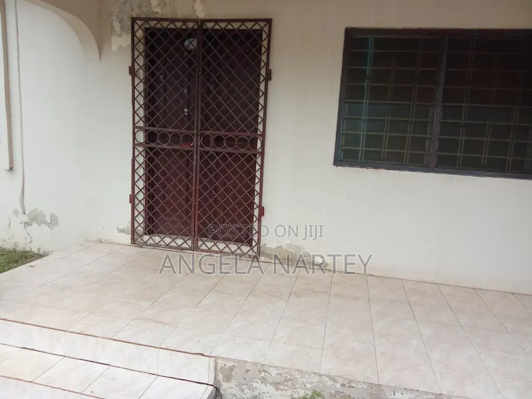 3bdrm House in Regimanuel Gray, Accra Metropolitan for sale