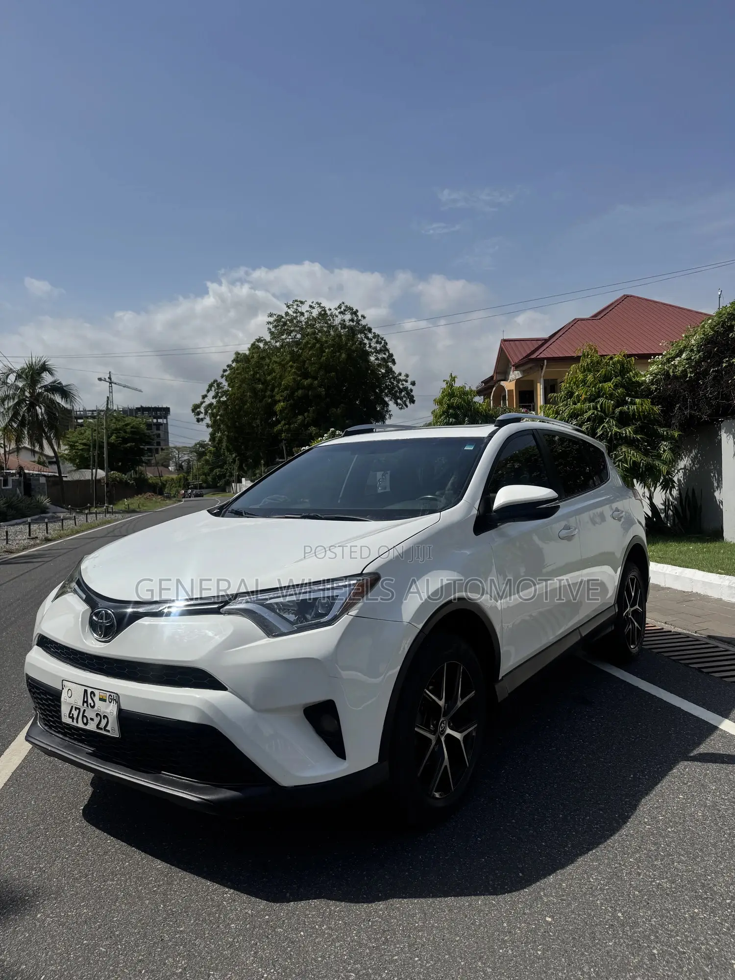 Toyota RAV4 SE AWD (2.5L 4cyl 6A) 2016 White