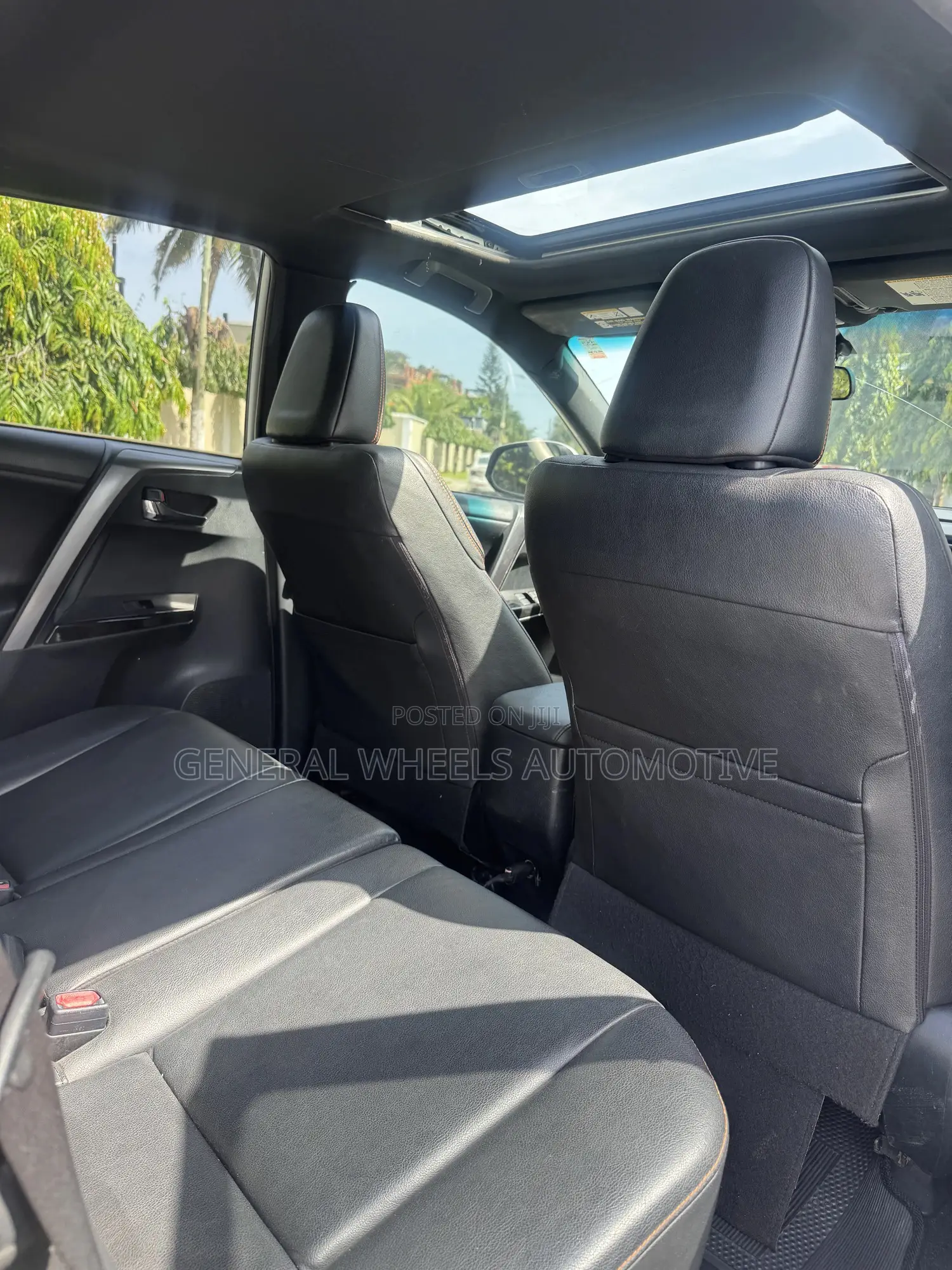 Toyota RAV4 SE AWD (2.5L 4cyl 6A) 2016 White