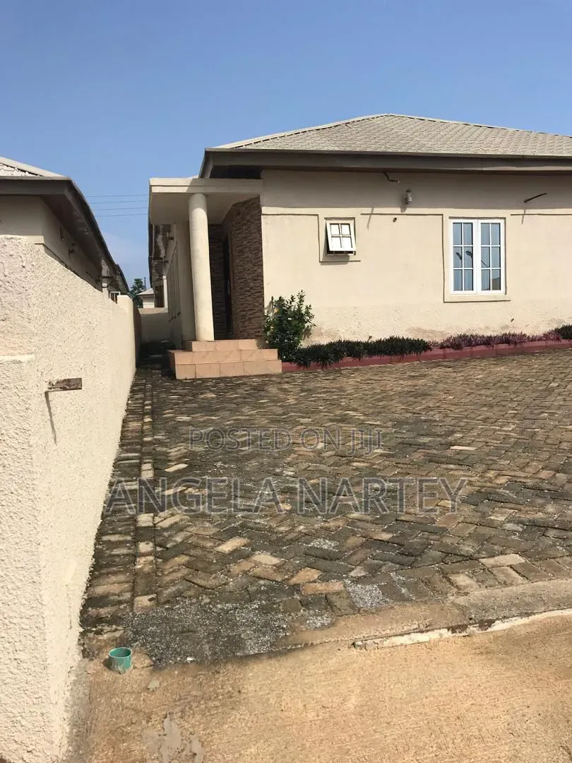 3bdrm House in Dome, Accra Metropolitan for sale