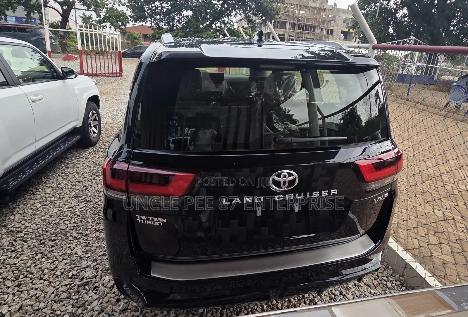 New Toyota Land Cruiser LC300 2025 Black