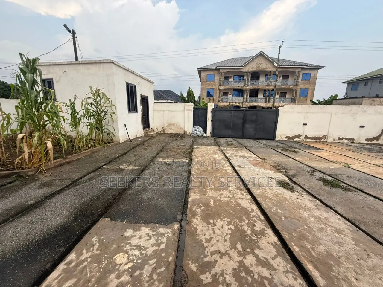 3bdrm House in Seekers Realty, Oyarifa Mall Area for sale