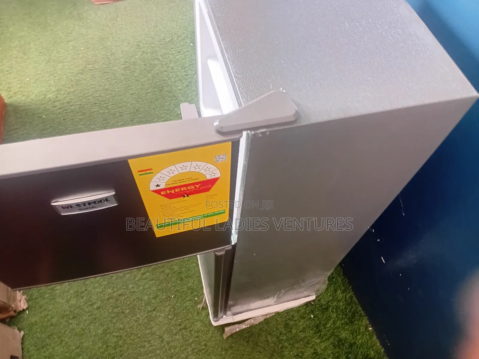 Westpool 80l Mini Fridge – Affordable Cooling With Modern Style