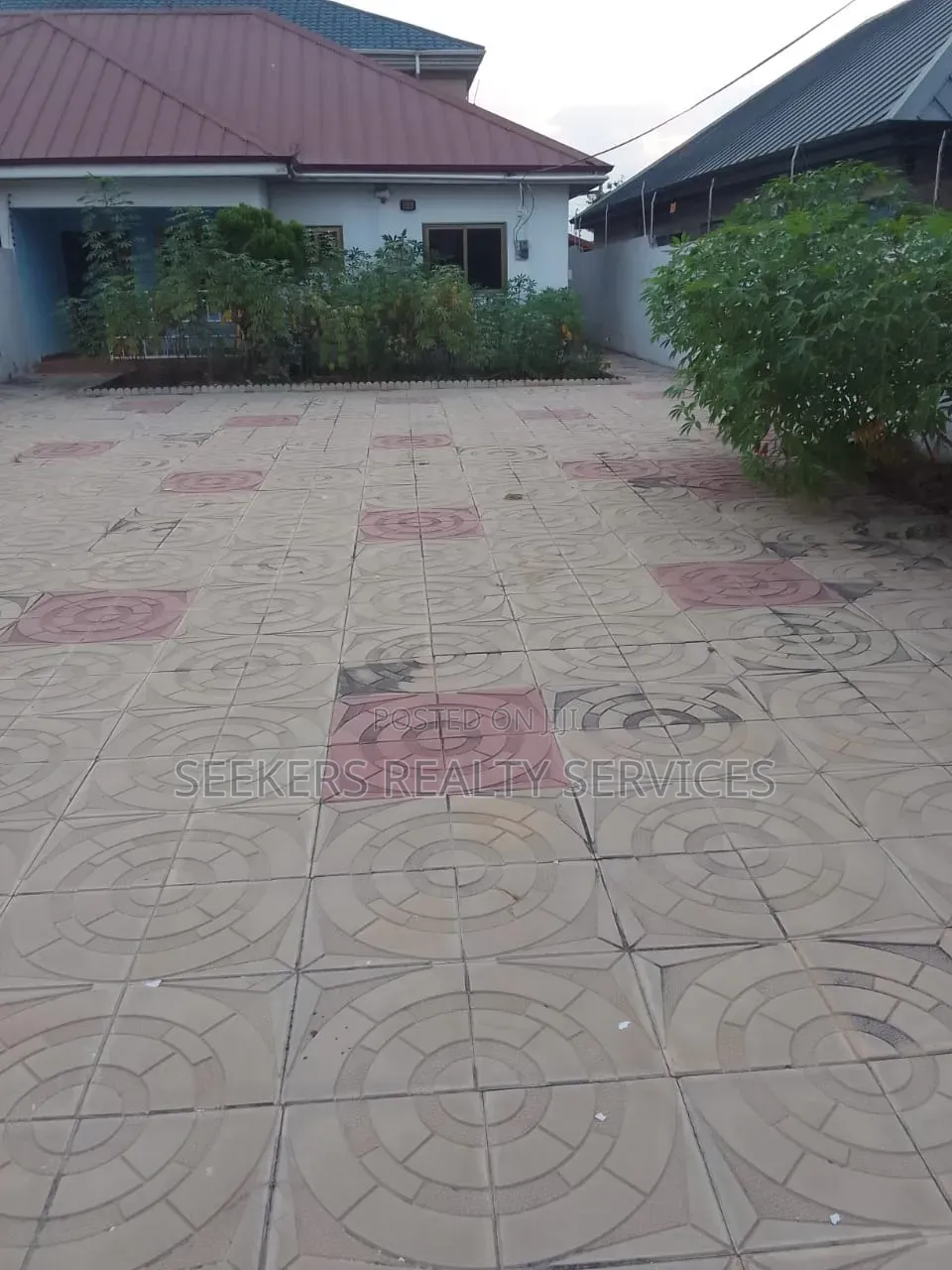 2bdrm House in Seekers Realty, Amasaman for sale
