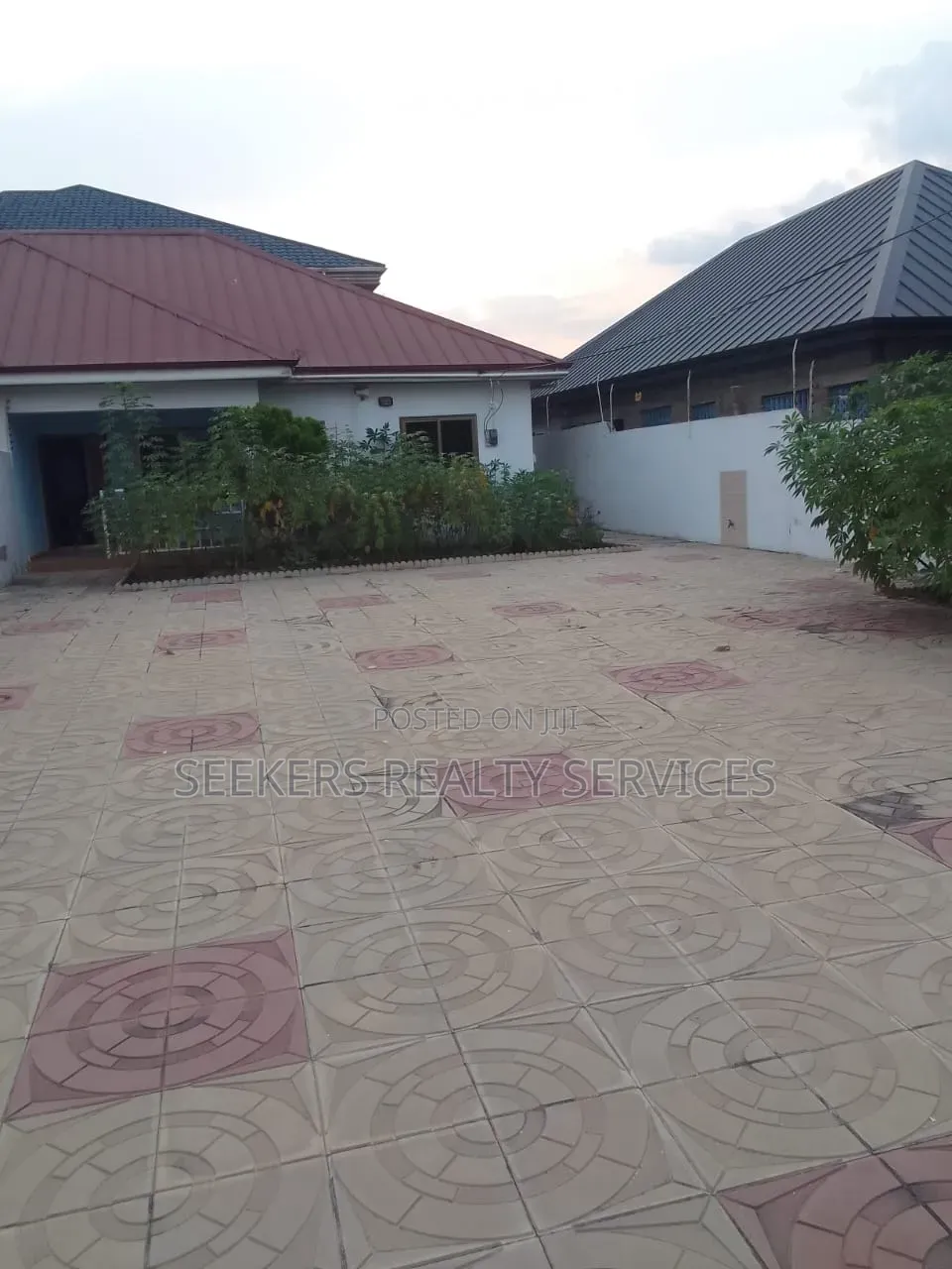 2bdrm House in Seekers Realty, Amasaman for sale