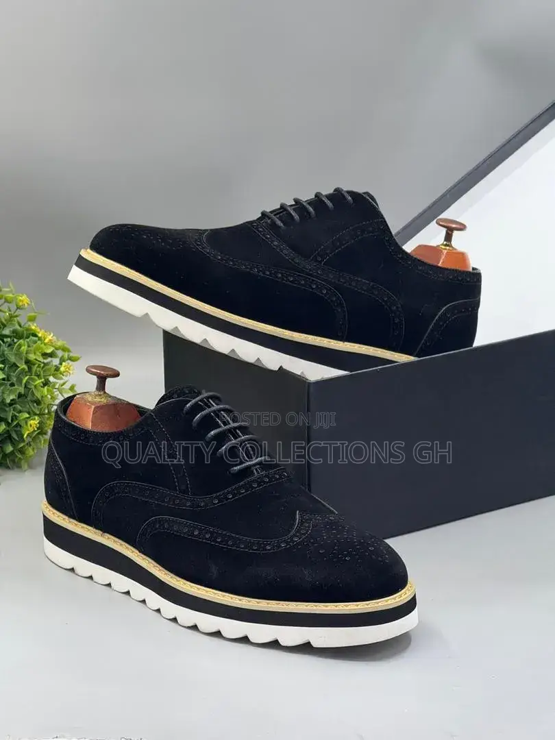 Ttimberland Black and White