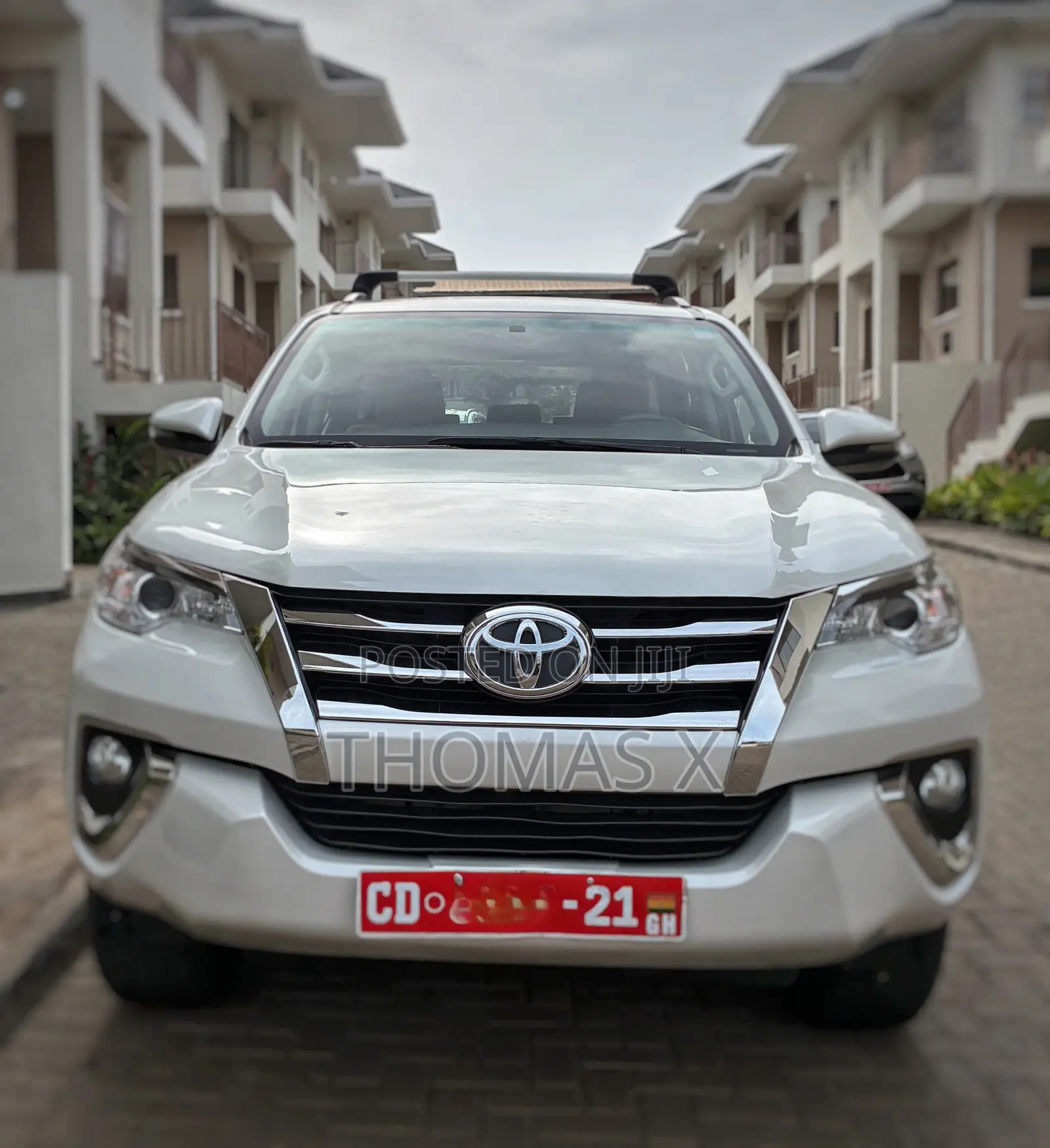 Toyota Fortuner 2.7 AWD 2020 White