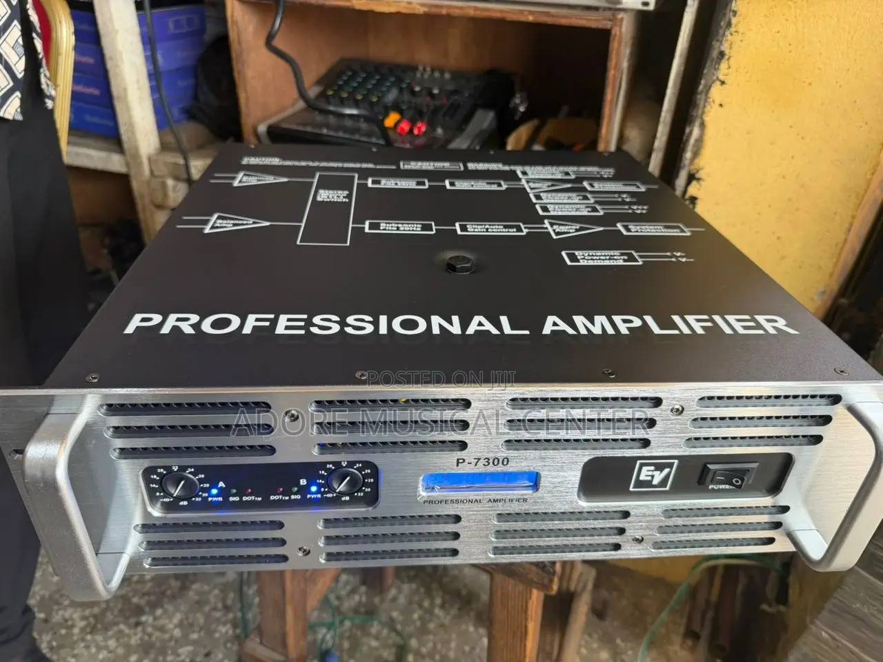Evp-7300 Power Amplifier