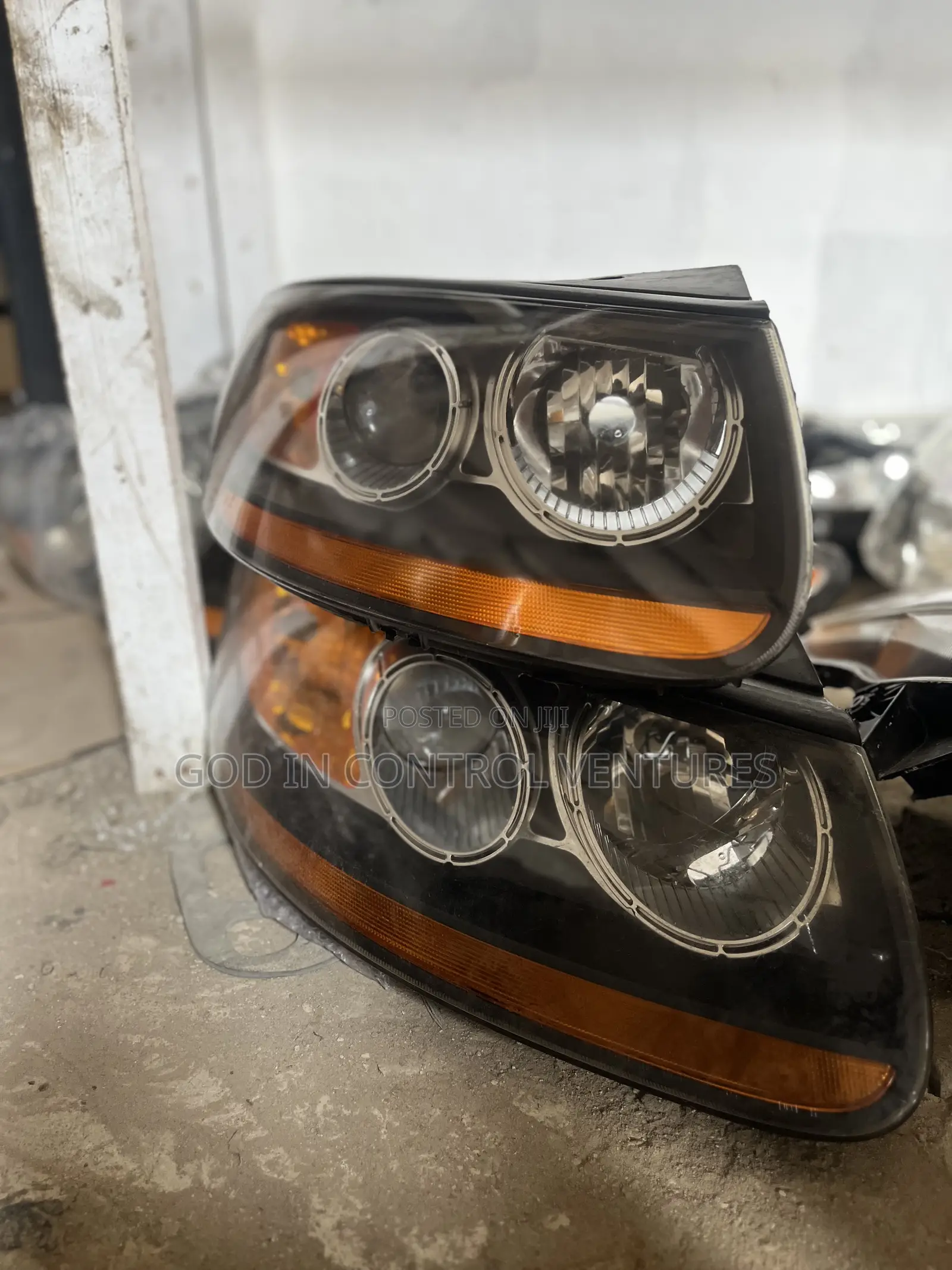 Hyundai Santa Fe 2008 Headlight