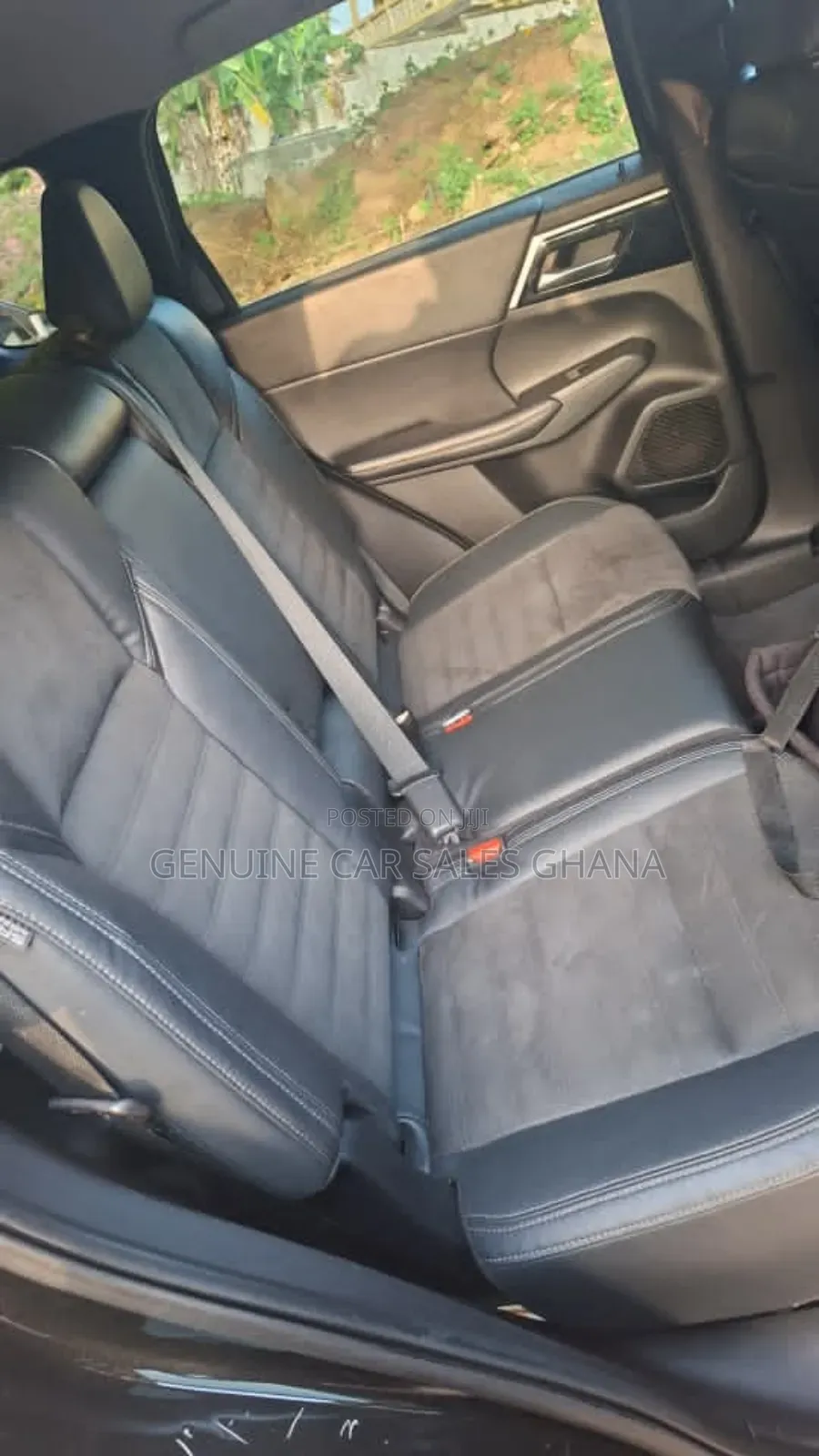 Mitsubishi Outlander 2022 Black