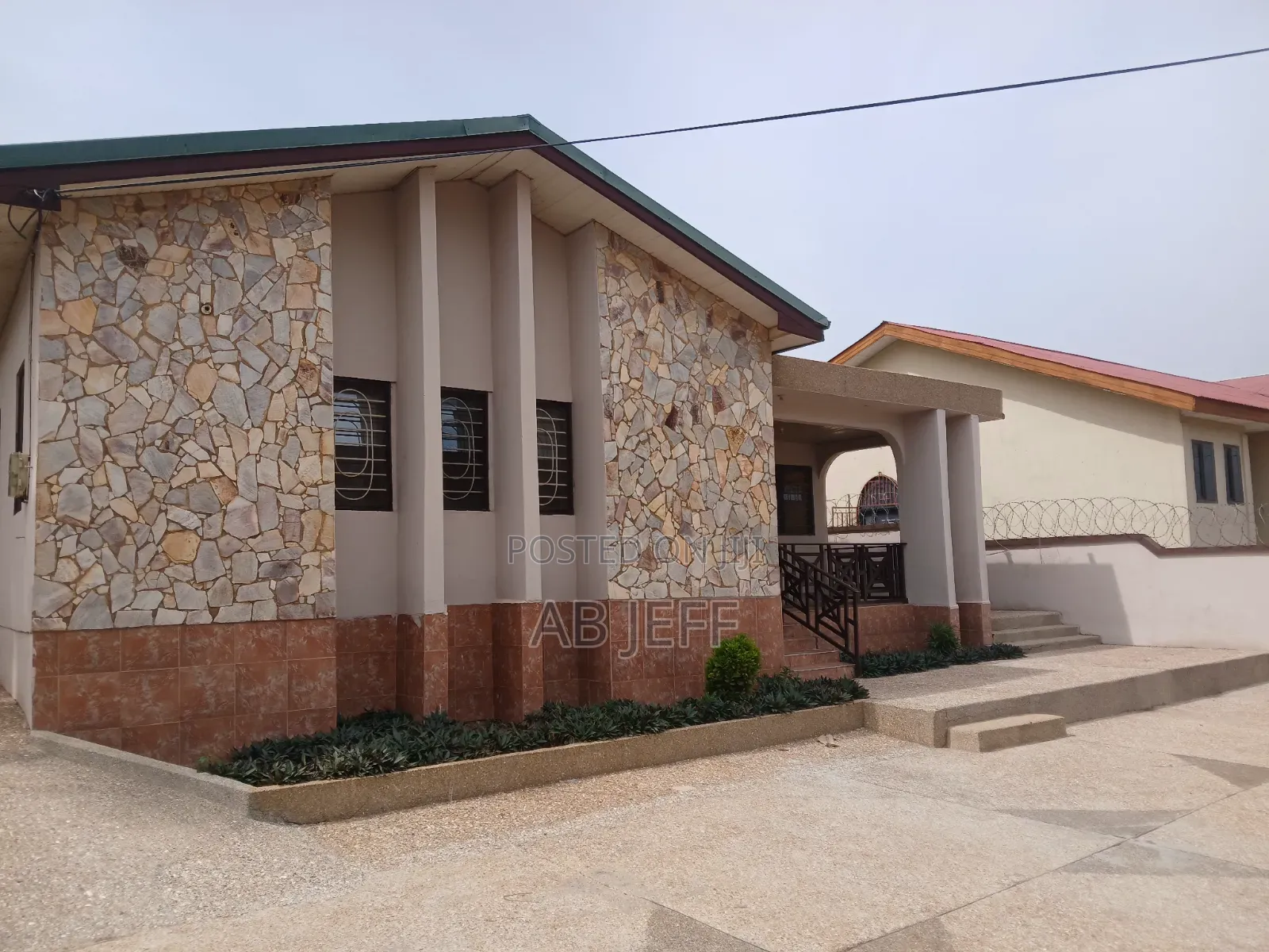 4bdrm House in Nyankyreniase, Kumasi Metropolitan for sale