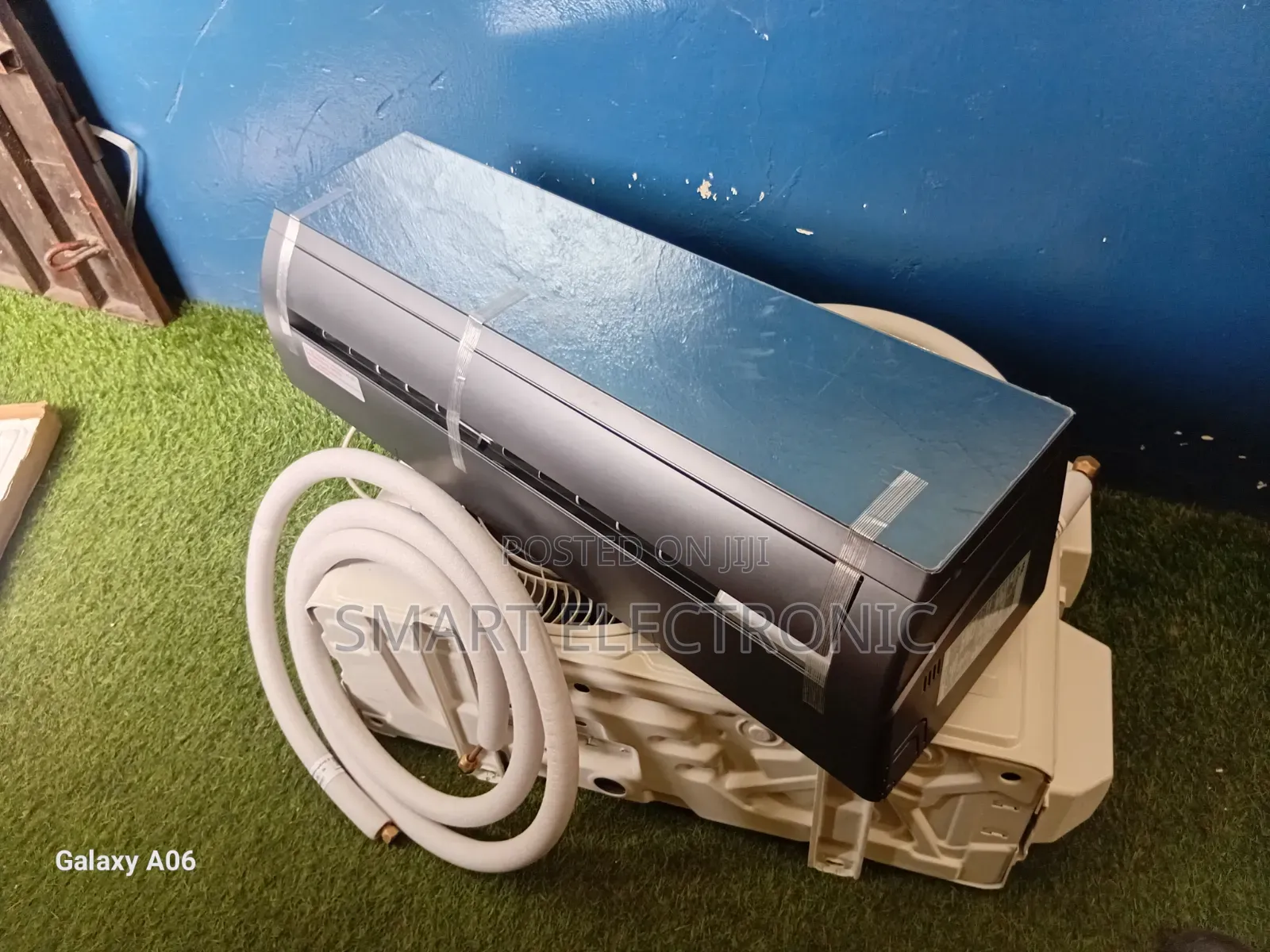 TCL 1.5hp Smart Inverter Ac With Mirror Design