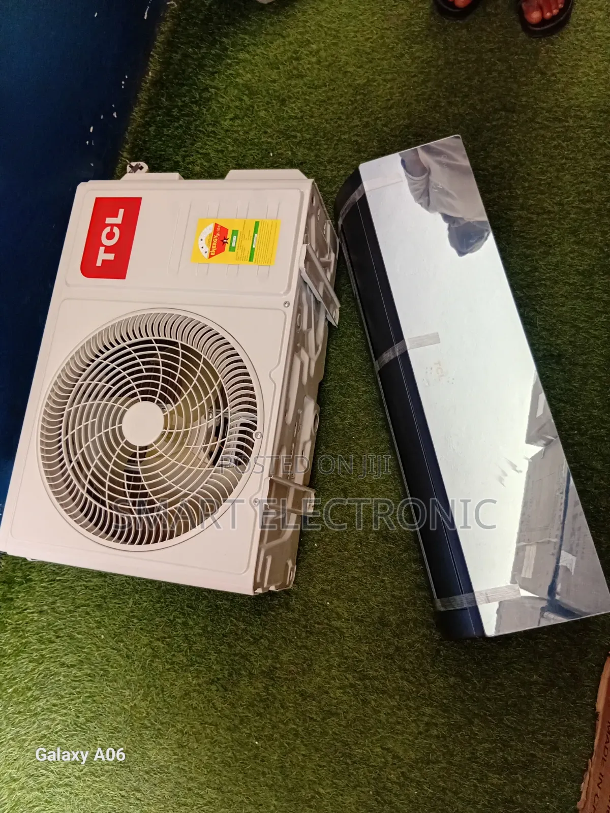 TCL Stylish 1.5hp Mirror Ac With Inverter Technology