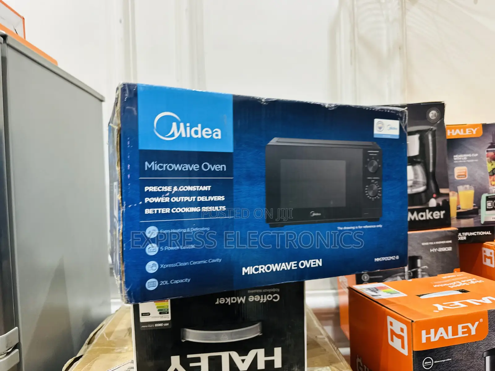 Grab the New Electric Microwave Oven 20l Midea