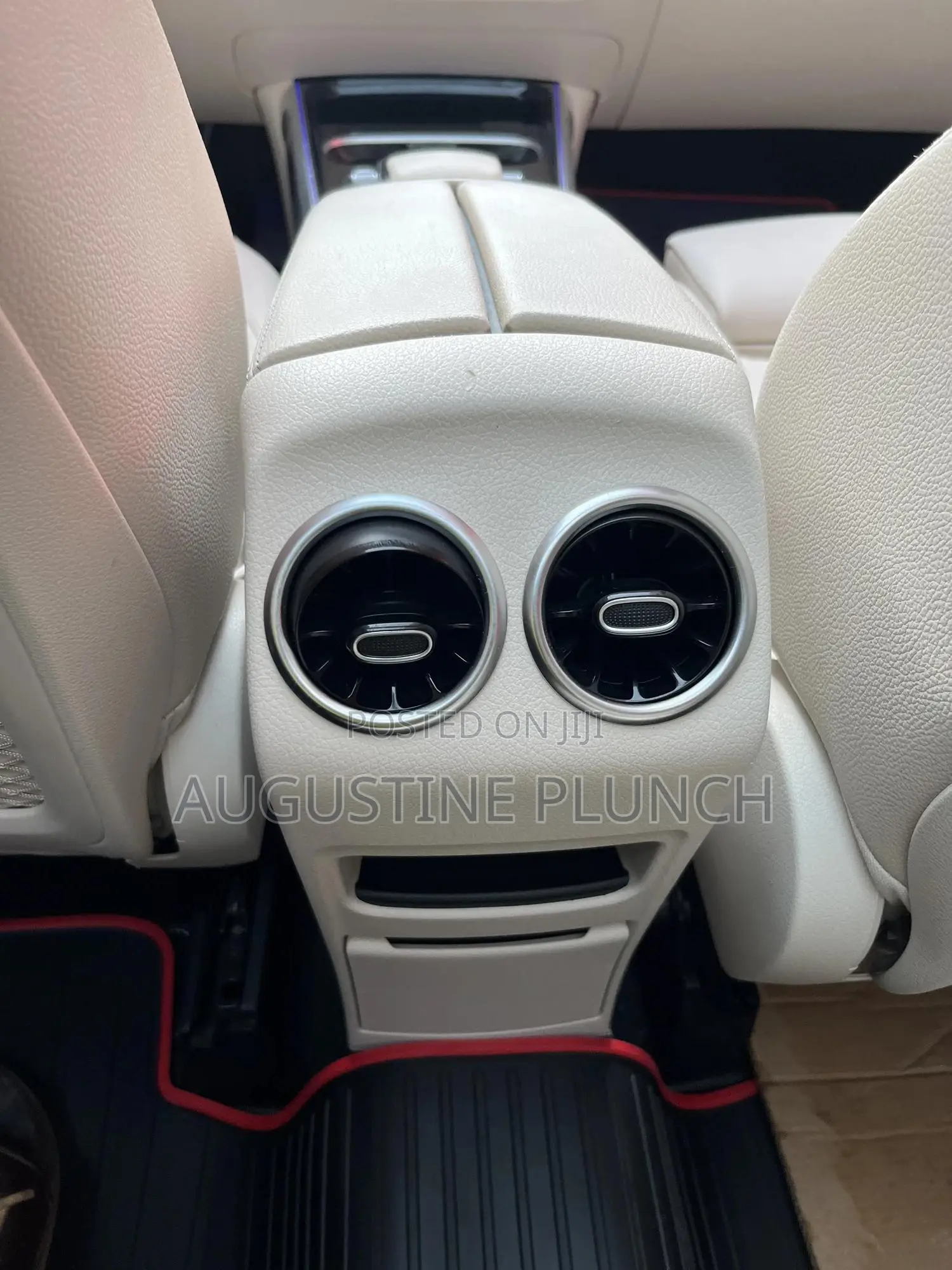 Mercedes-Benz GLB-Class 2023 White