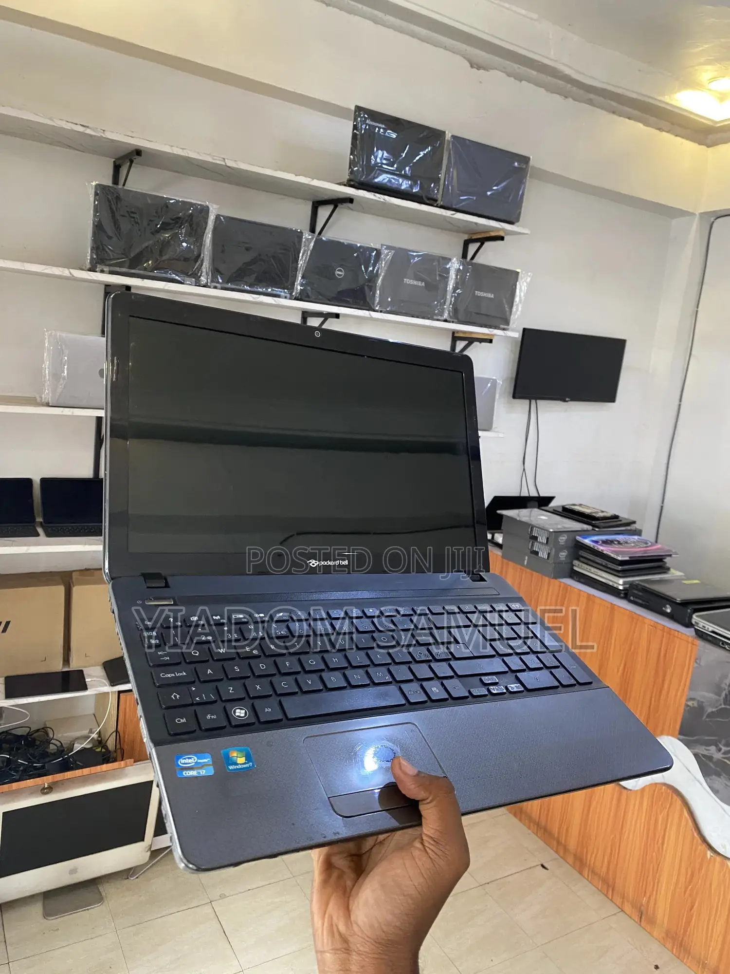 Laptop Packard Bell 8GB Intel Core i7 HDD 500GB