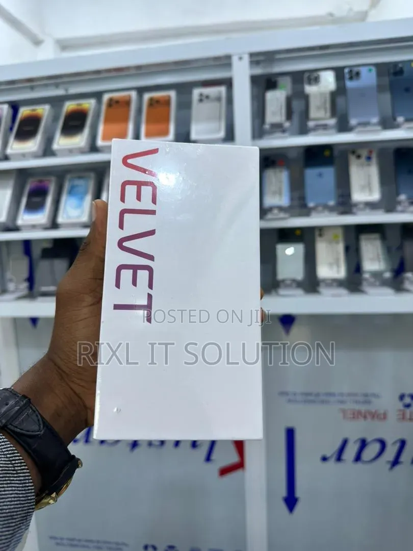 New LG Velvet 5G 128 GB Black