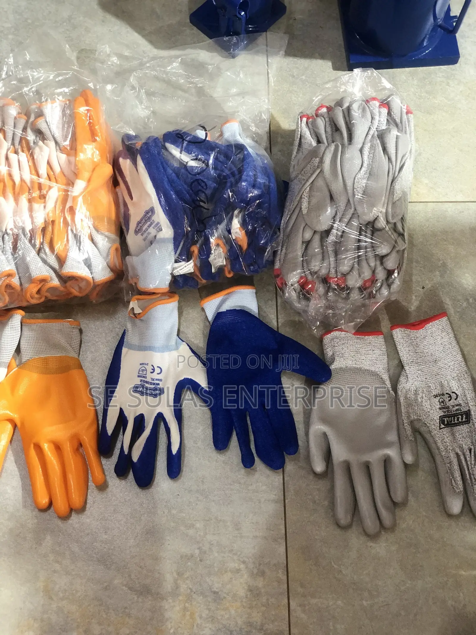 Safety Gloves