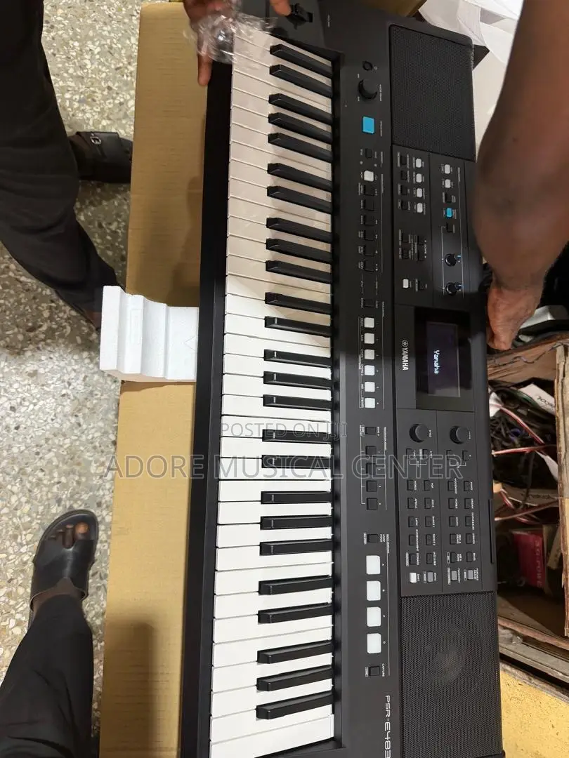 Yamaha Prs- E483 Keyboard