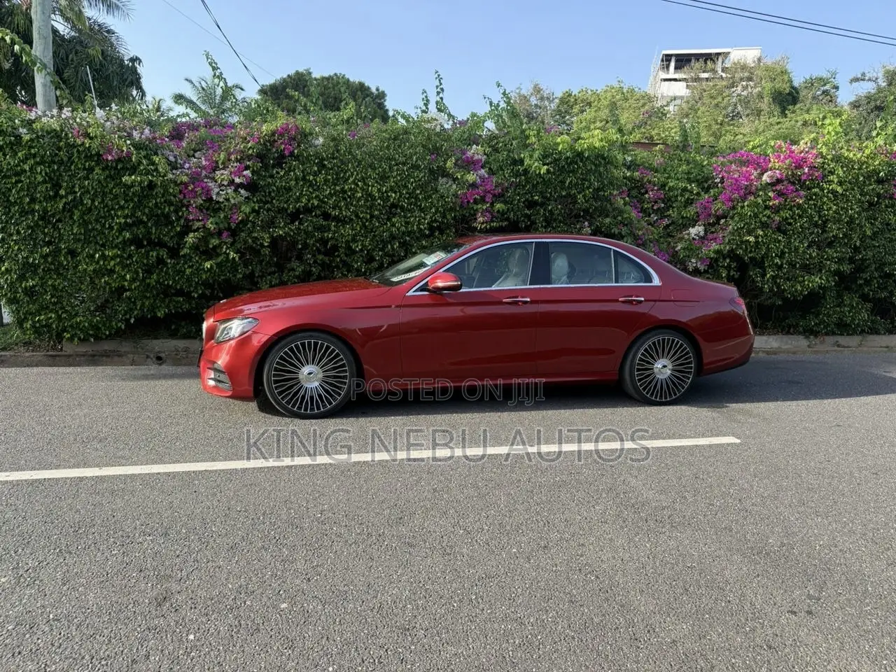 Mercedes-Benz E350 2021 Red