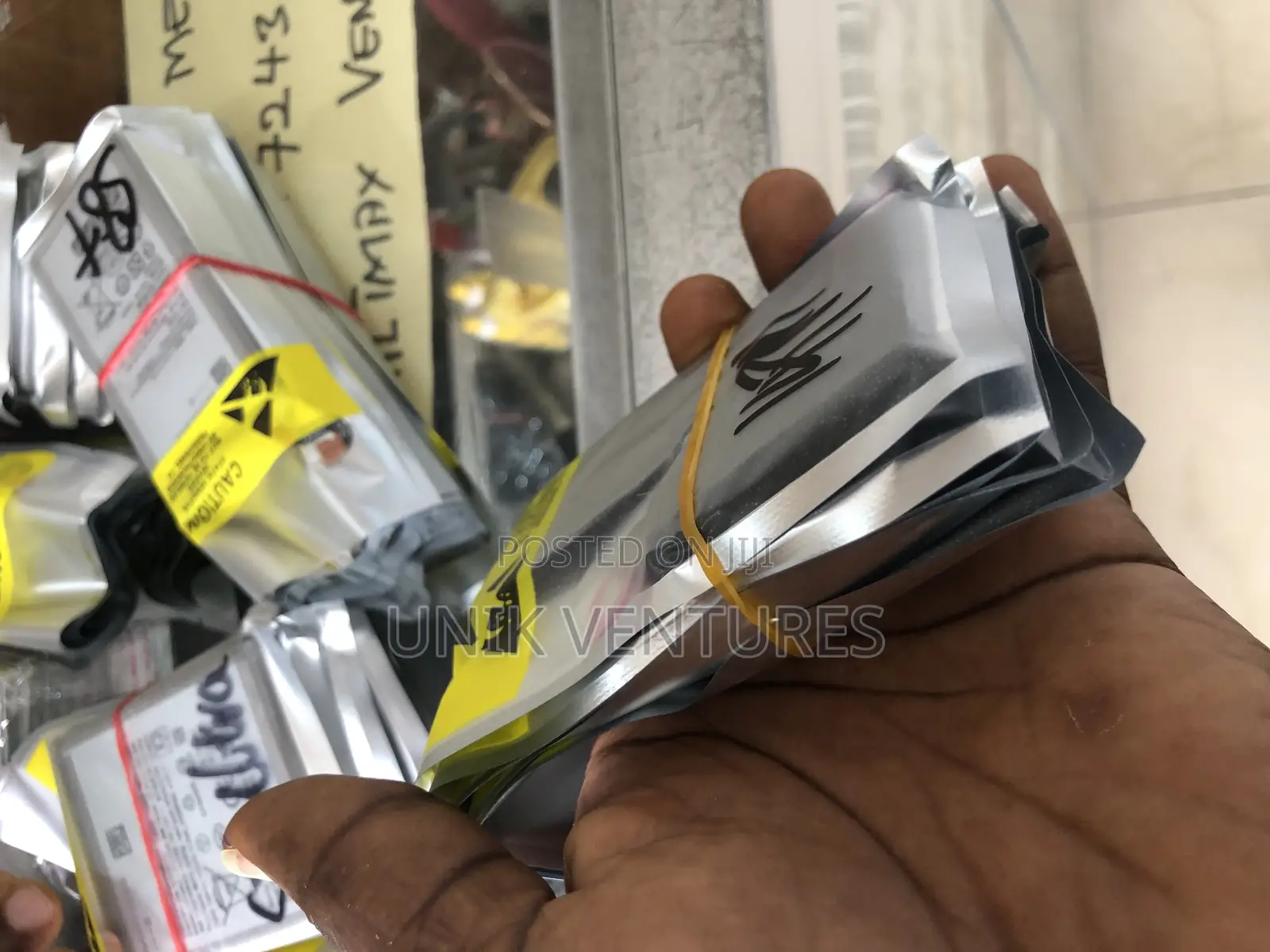 Genuine Batteries For Samsung S21, S22, S23 And Other Models