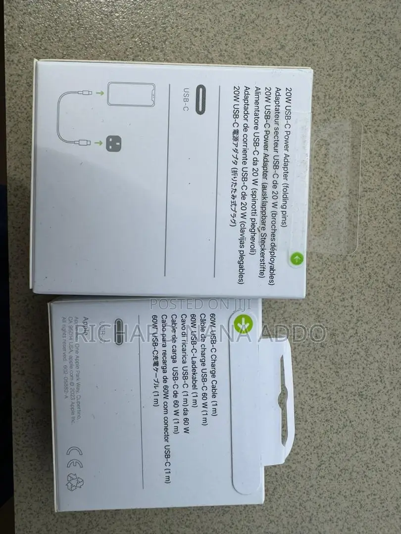 iPhone Original Charger / Type C
