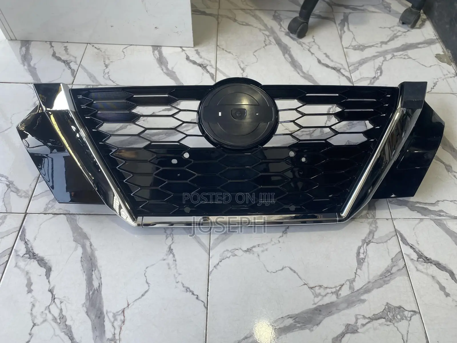 Sentra 2020,2021,2022,2023 Top Grille