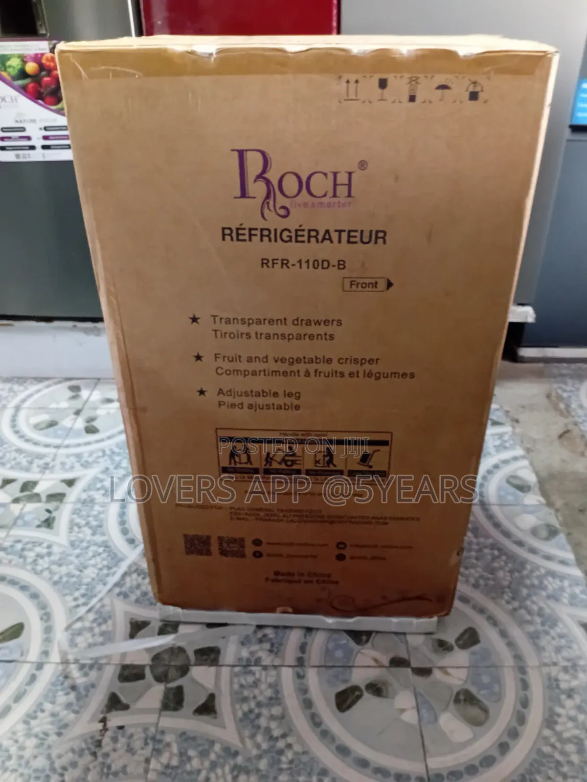 Space-Saving 61l Roch Fridge for Everyday Use
