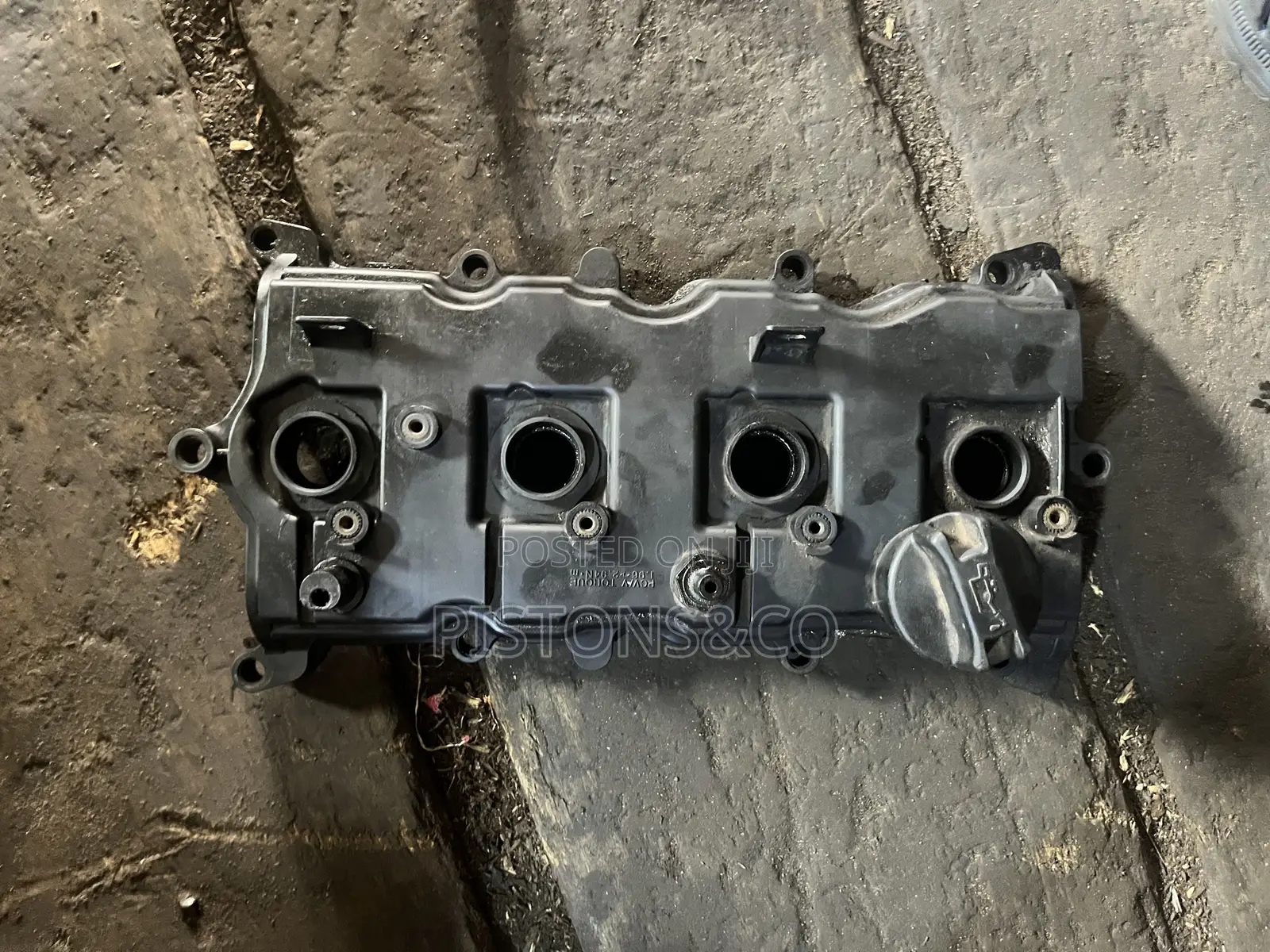 Nissan Rogue Valves Cover
