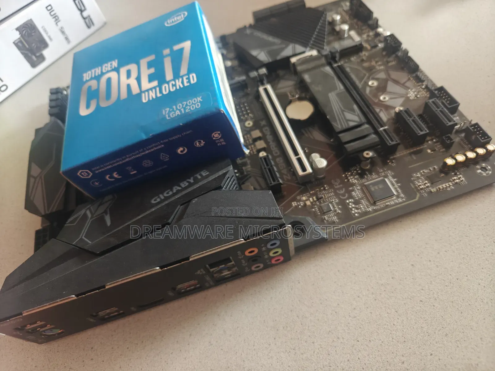 Gigabyte Board and 10th Gen Core I7 