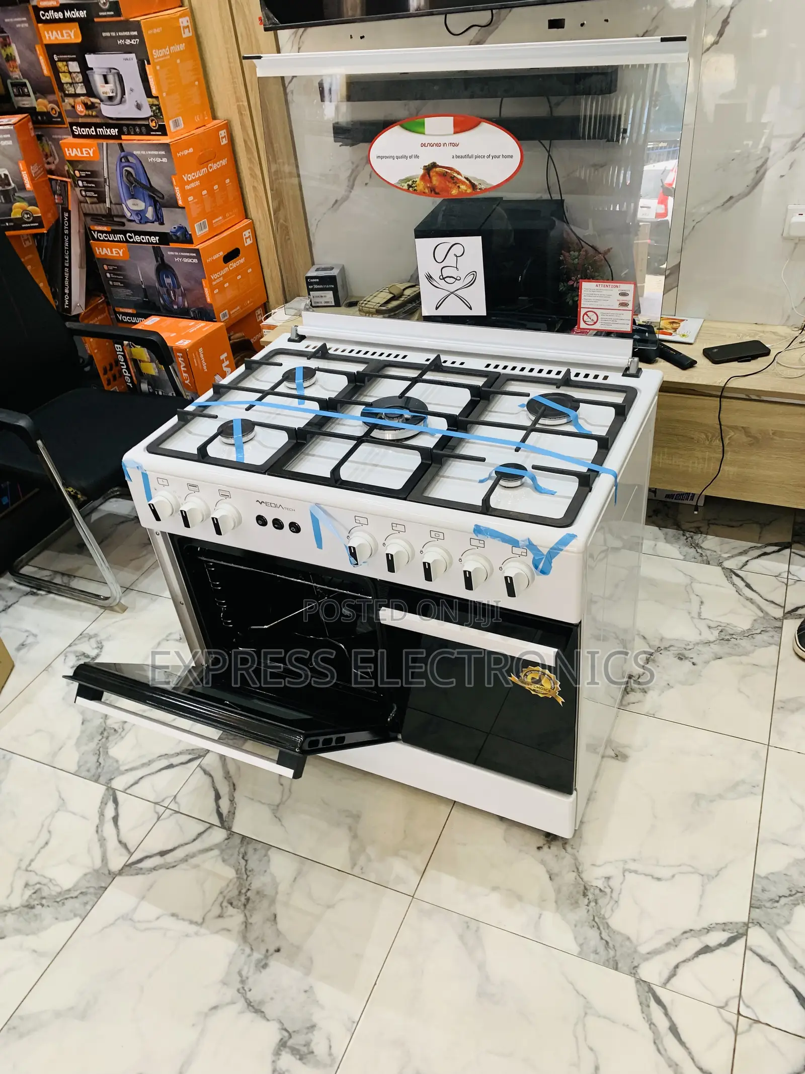Available Gas Cooker Oven 5burner Oven Rotisserie 60/90