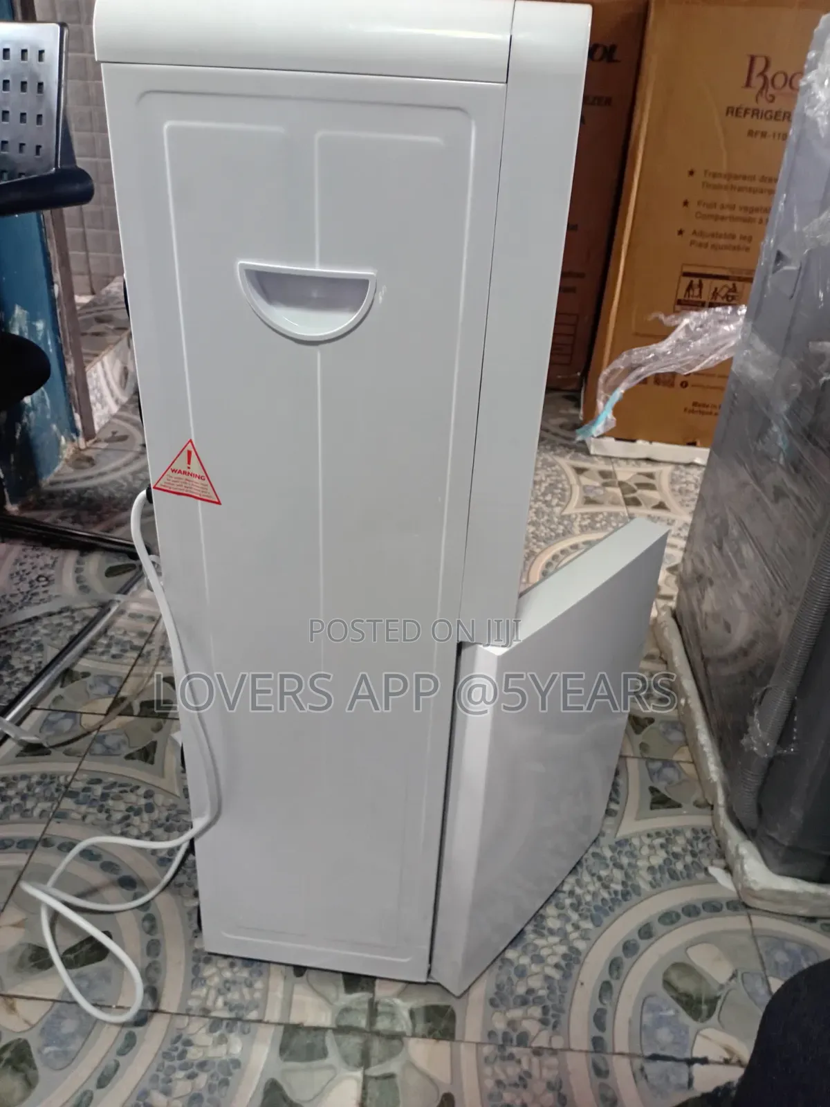 Sigma Heavy-Duty Water Dispenser – Built to Last