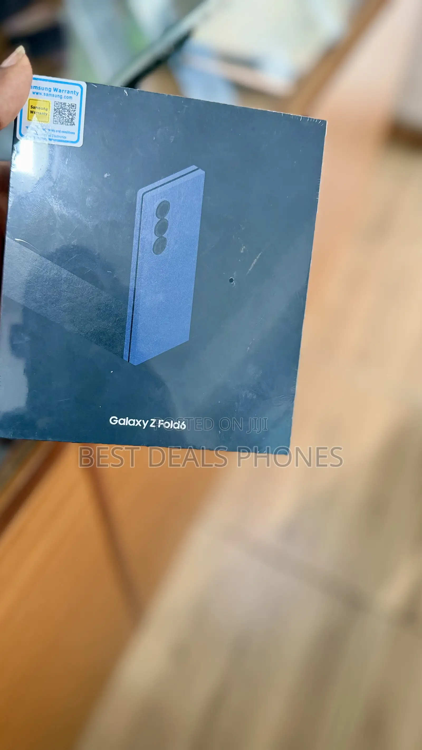 New Samsung Galaxy Z Fold6 256 GB Gold